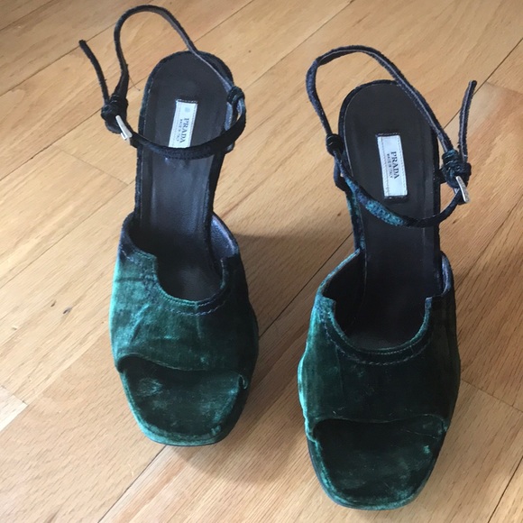 Prada crushed velvet wedges - Picture 3 of 8